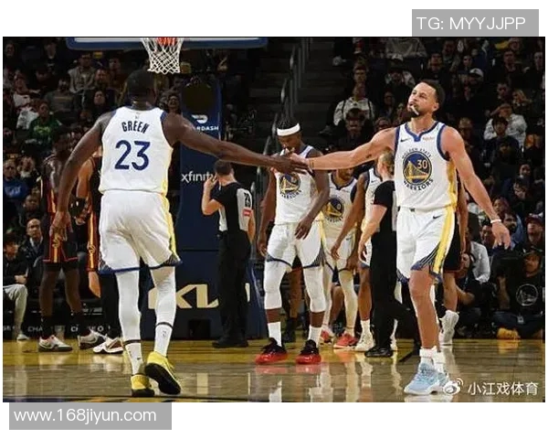 库里和巴特勒同砍30+分勇士0胜3负！外线三分42投仅10中太扎心