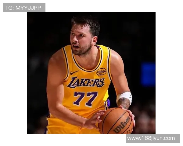 东契奇本赛季已经32次砍下30+，追平贾巴尔纪录